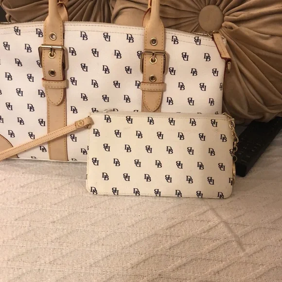 Vintage Dooney & Bourke Bag 3 piece set - Picture 2 of 10